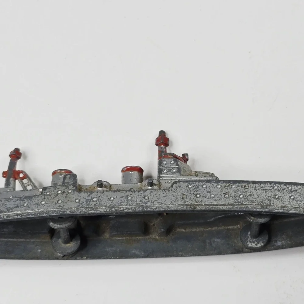 Tootsie‎ Toy Boat Battleship WWII Destroyer Cruiser Navy Metal 5.5